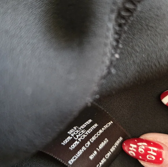 Torrid Georgette With Lace Detail Flutter Sleeve Black Top - Size 2 - Picture 11 of 12